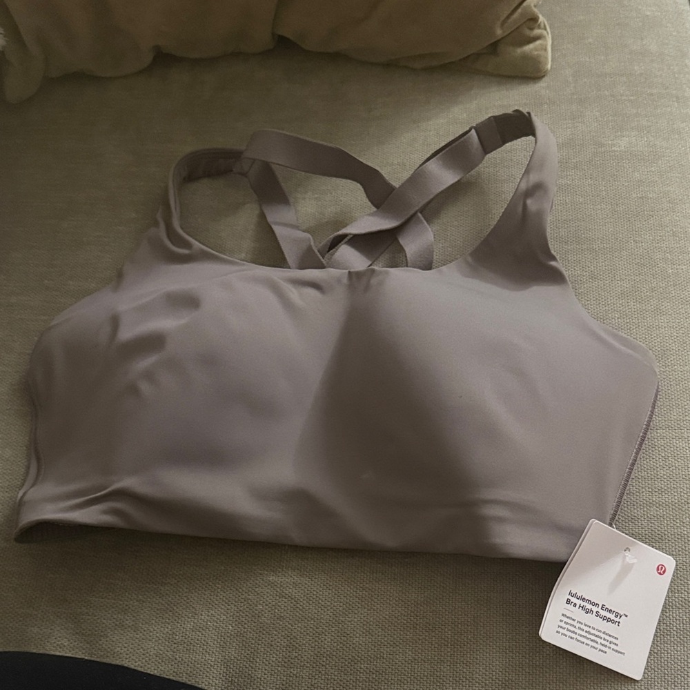 NWT Lululemon Women's Lavender Sports Bra